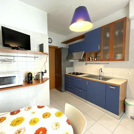Accomodo Mib28 Bivano Navigli Apartment Милано Екстериор снимка