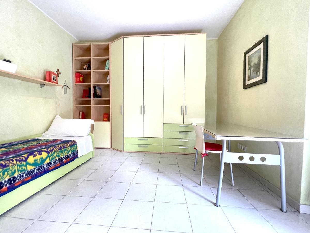 Accomodo Mib28 Bivano Navigli Apartment Милано Екстериор снимка